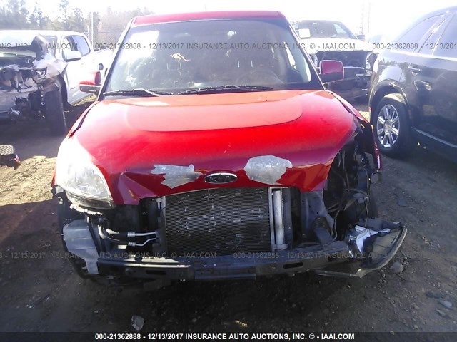 KNDJT2A20A7166793 - 2010 KIA SOUL +/!/SPORT RED photo 6