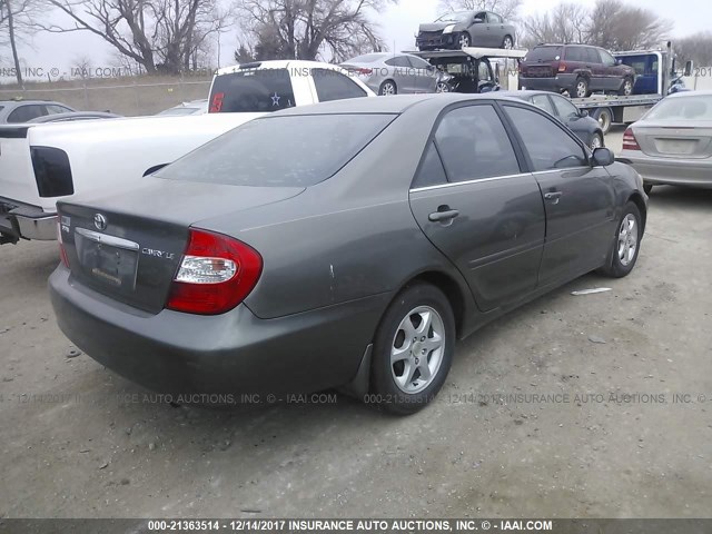 4T1BE32KX2U634546 - 2002 TOYOTA CAMRY LE/XLE/SE 灰色 照片 4