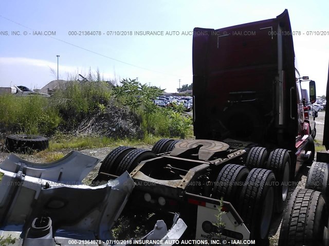 4V4ND4RJ1YN245342 - 2000 VOLVO VN RED photo 4