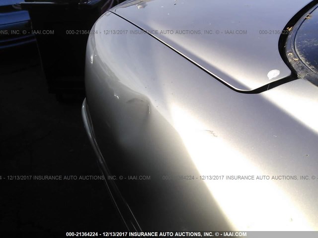 2G4WB55K721132381 - 2002 BUICK REGAL LS 棕色 照片 6