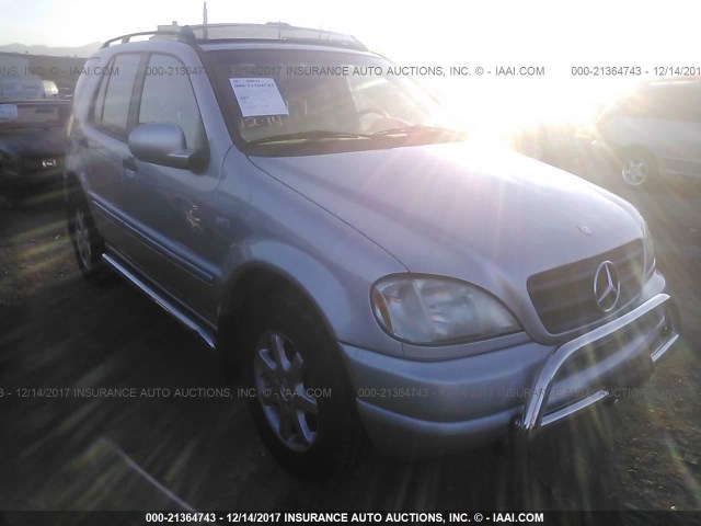 4JGAB72E9XA073836 - 1999 MERCEDES-BENZ ML 430 SILVER photo 1