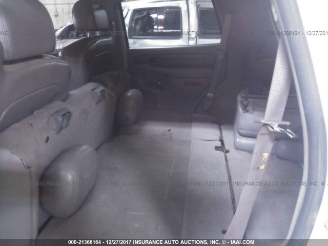 1GKEK63U85J241831 - 2005 GMC YUKON DENALI WHITE photo 8