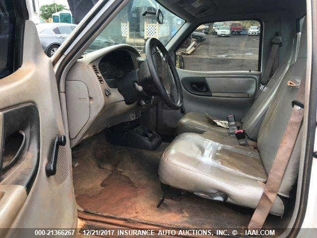 4F4YR12C9YTM34747 - 2000 MAZDA B2500 WHITE photo 5