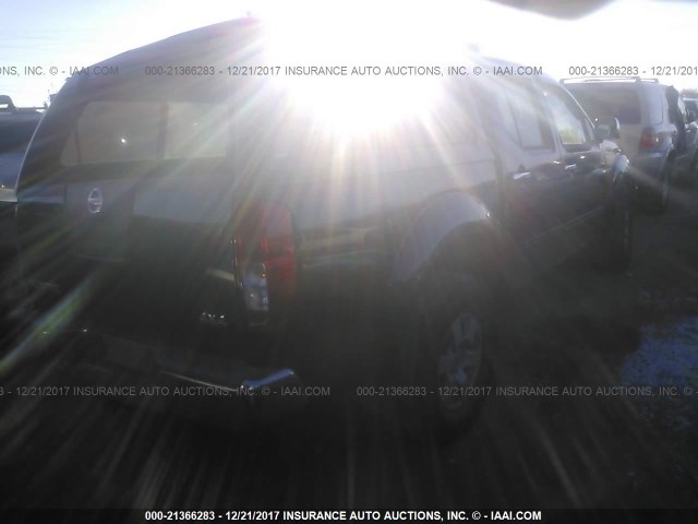 1N6AD07W86C452723 - 2006 NISSAN FRONTIER CREW CAB LE/SE/OFF ROAD BLACK photo 4