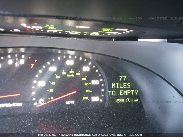 1LNHM97V32Y693952 - 2002 LINCOLN CONTINENTAL  黑色 照片 7