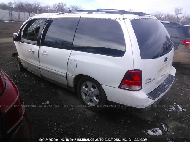 2FMZA57644BA35975 - 2004 FORD FREESTAR SES WHITE photo 3