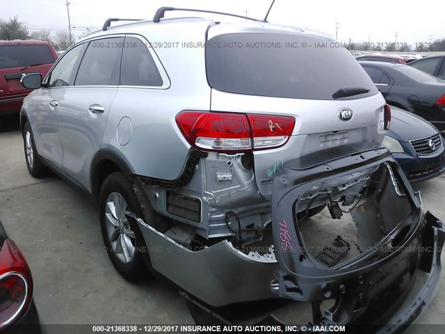 5XYPG4A35GG078112 - 2016 KIA SORENTO LX/L SILVER photo 3