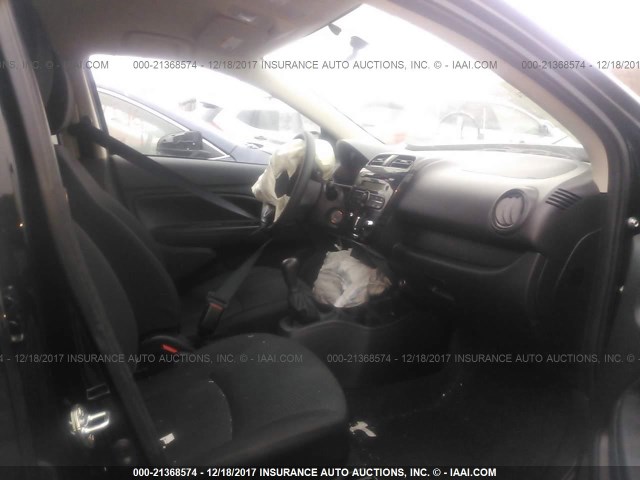 ML32F3FJ0HH004106 - 2017 MITSUBISHI MIRAGE G4 ES შავი ფოტო 5