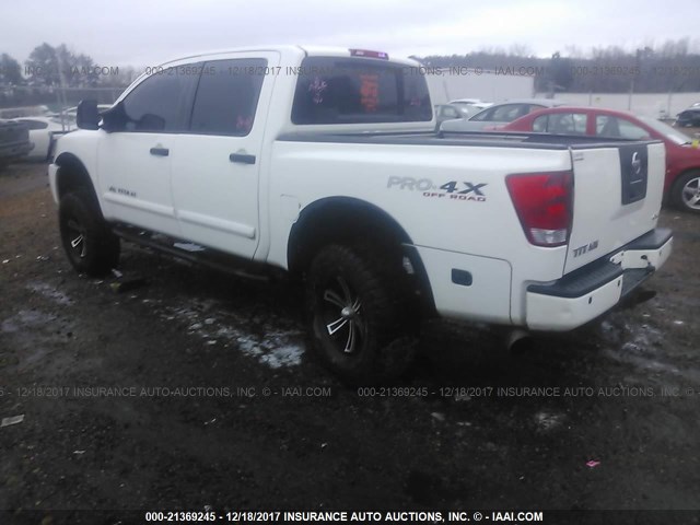 1N6BA07CX8N305782 - 2008 NISSAN TITAN XE/SE/LE/PRO-4X WHITE photo 3