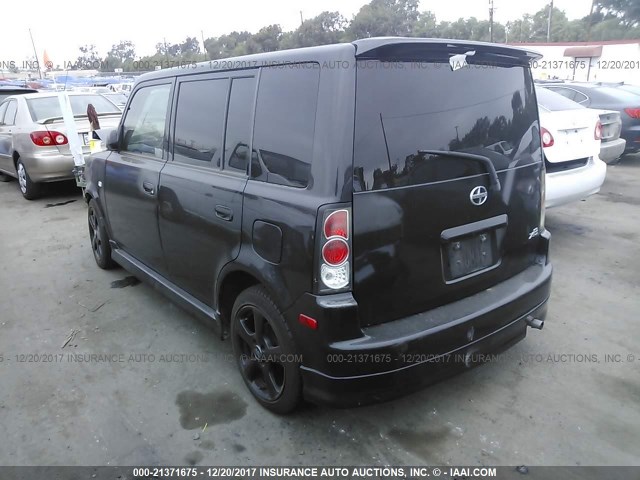JTLKT324950175831 - 2005 TOYOTA SCION XB შავი ფოტო 3