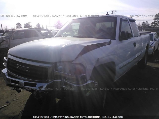 1GTEK19B96E119154 - 2006 GMC NEW SIERRA K1500 WHITE photo 2