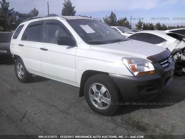 KNDJF724377439402 - 2007 KIA SPORTAGE LX WHITE photo 1