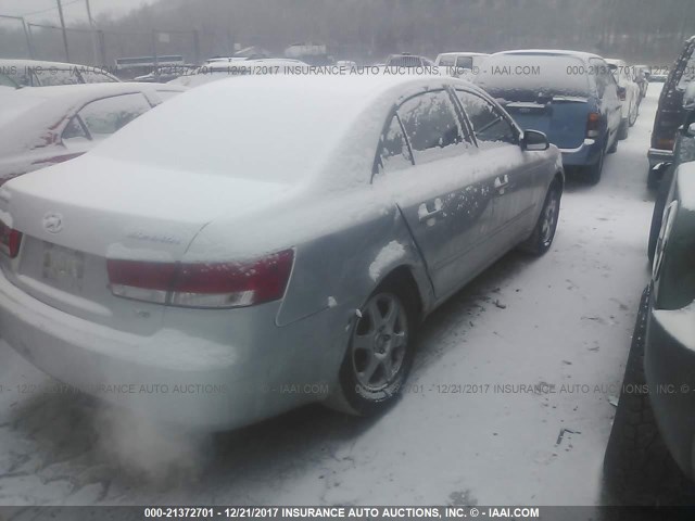 5NPEU46F97H158184 - 2007 HYUNDAI SONATA SE/LIMITED SILVER photo 4