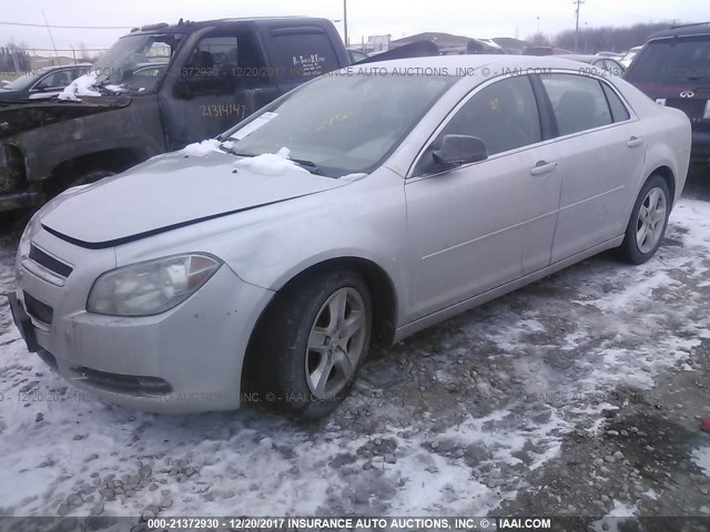 1G1ZB5EB0A4106900 - 2010 CHEVROLET MALIBU LS 银色 照片 2