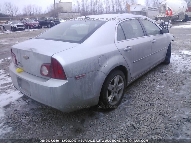 1G1ZB5EB0A4106900 - 2010 CHEVROLET MALIBU LS 银色 照片 4
