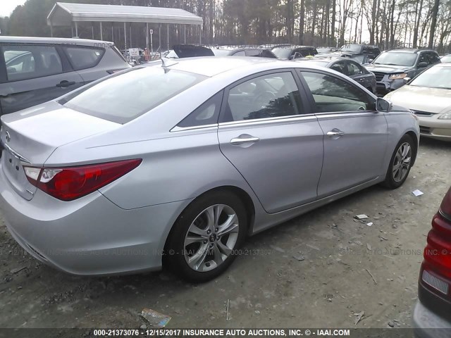 5NPEC4AC1BH019773 - 2011 HYUNDAI SONATA SE/LIMITED SILVER photo 4