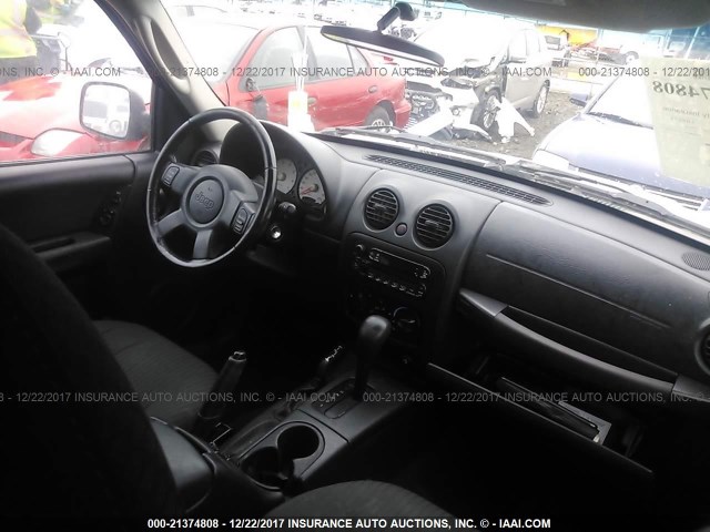 1J4GL48K04W130408 - 2004 JEEP LIBERTY SPORT SILVER photo 5