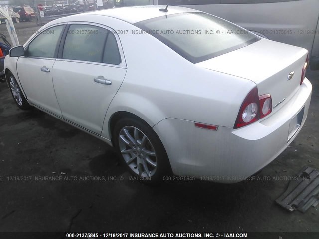 1G1ZE5E15BF390965 - 2011 CHEVROLET MALIBU LTZ 白色 照片 3