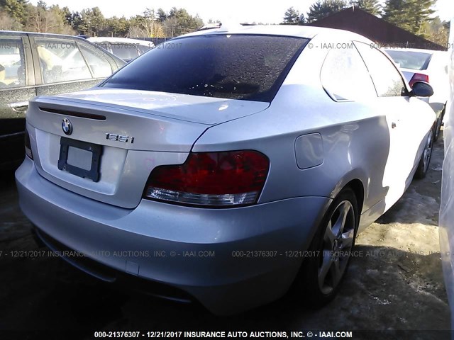 WBAUC73519VK79528 - 2009 BMW 135 I SILVER photo 4