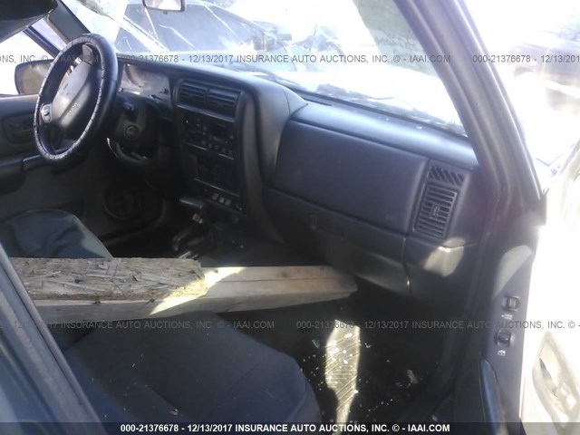 1J4FF68S5XL533515 - 1999 JEEP CHEROKEE SPORT/CLASSIC შავი ფოტო 5