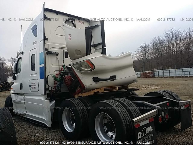 1FUJGLDR6DSBW6880 - 2013 FREIGHTLINER CASCADIA 125  WHITE photo 3
