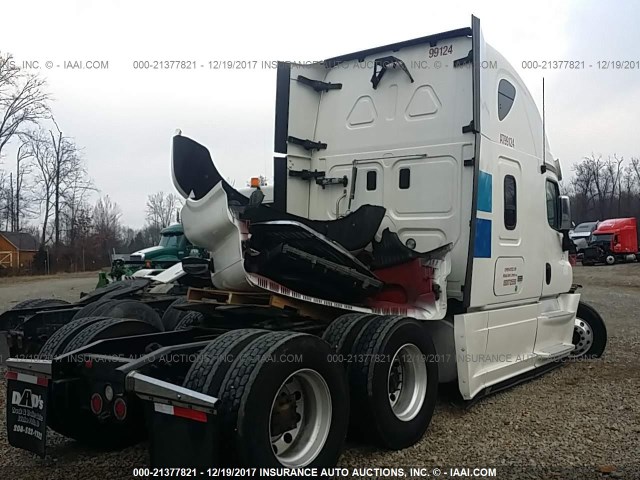 1FUJGLDR6DSBW6880 - 2013 FREIGHTLINER CASCADIA 125  WHITE photo 4