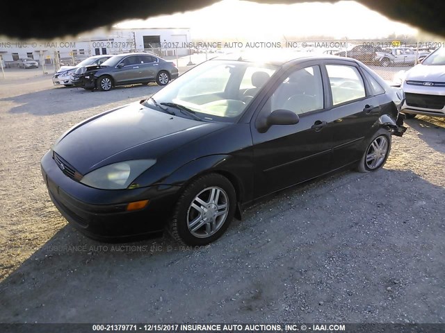 1FAFP34P13W326816 - 2003 FORD FOCUS SE/SE COMFORT/SE SPORT BLACK photo 2