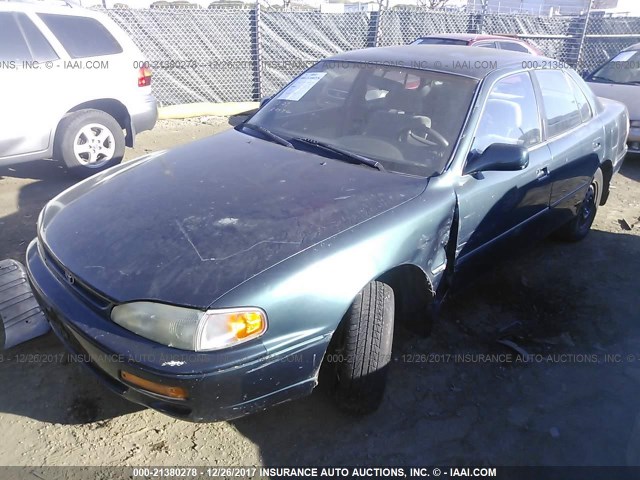 JT2BG12K5T0341304 - 1996 TOYOTA CAMRY DX/LE/XLE GREEN photo 2