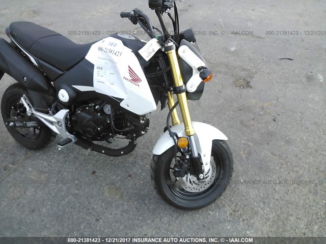 MLHJC6118F5108915 - 2015 HONDA GROM 125 WHITE photo 5