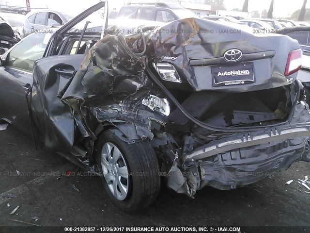 4T1BF3EK4BU182960 - 2011 TOYOTA CAMRY SE/LE/XLE 灰色 照片 3