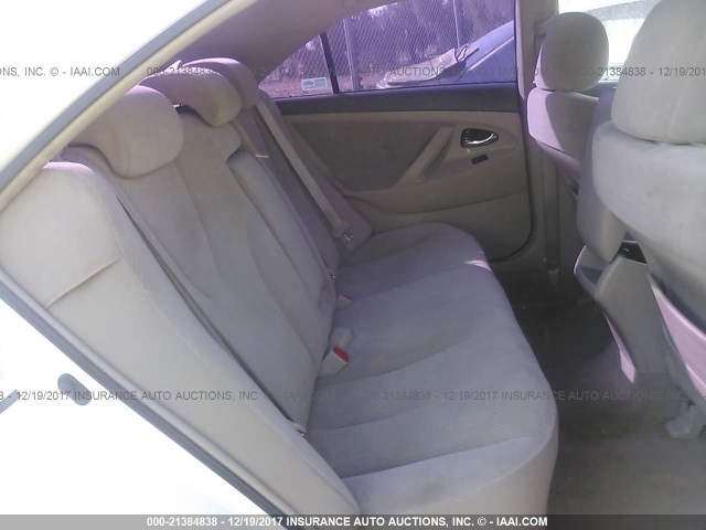 4T4BE46K89R106231 - 2009 TOYOTA CAMRY SE/LE/XLE WHITE photo 8