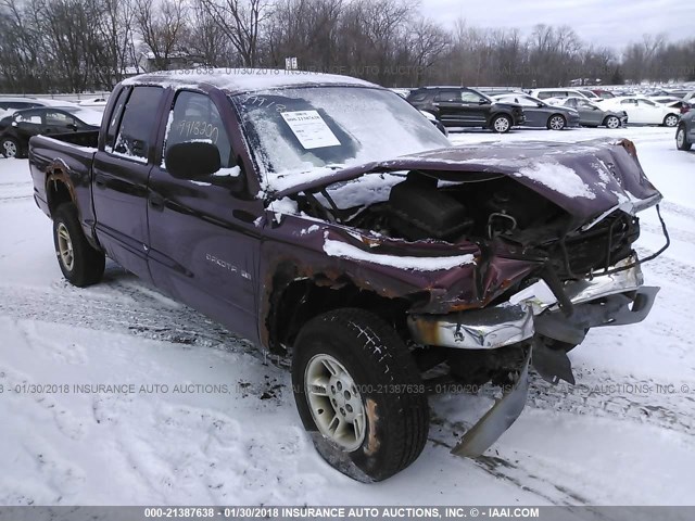 1B7GG2AX8YS664810 - 2000 DODGE DAKOTA QUAD MAROON photo 1