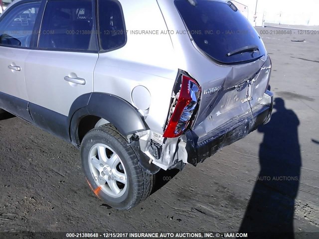 KM8JN72D95U152594 - 2005 HYUNDAI TUCSON GLS/LX SILVER photo 6