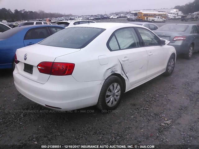 3VW2K7AJ0DM266864 - 2013 VOLKSWAGEN JETTA S 白色 照片 4