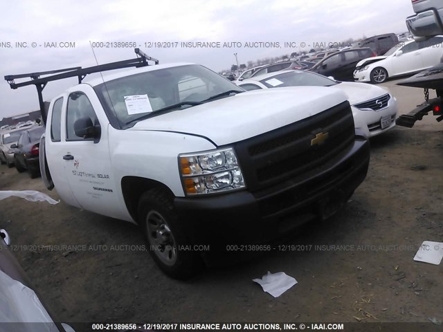 1GCRCPE04DZ252626 - 2013 CHEVROLET SILVERADO C1500 WHITE photo 1