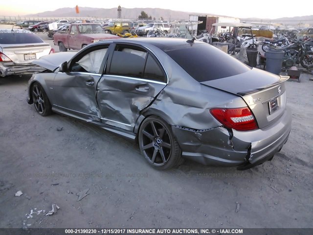 WDDGF56X79F215955 - 2009 MERCEDES-BENZ C 350 GRAY photo 3