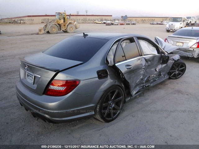 WDDGF56X79F215955 - 2009 MERCEDES-BENZ C 350 GRAY photo 4