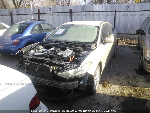 3FA6P0LU7HR325928 - 2017 FORD FUSION SE HYBRID GOLD photo 2