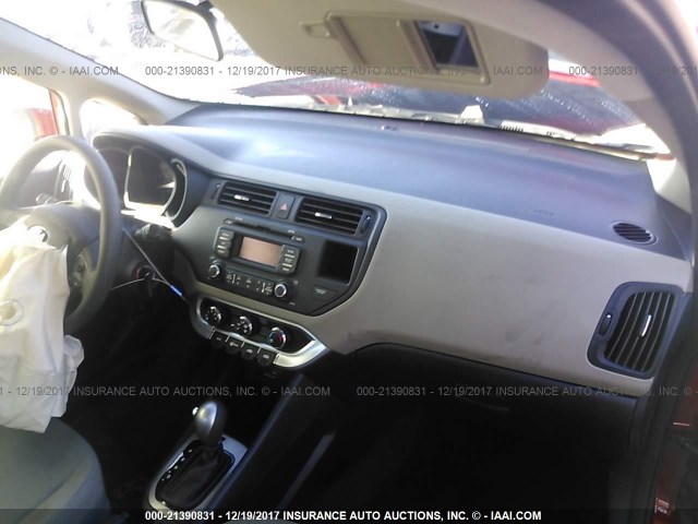 KNADM4A39F6526135 - 2015 KIA RIO LX Կարմիր լուսանկար 5