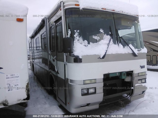 1RF120611S2011796 - 1995 ROADMASTER RAIL DYANASTER თეთრი ფოტო 1