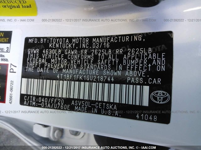 4T1BF1FK1GU218744 - 2016 TOYOTA CAMRY LE/XLE/SE/XSE Weiß Foto 9