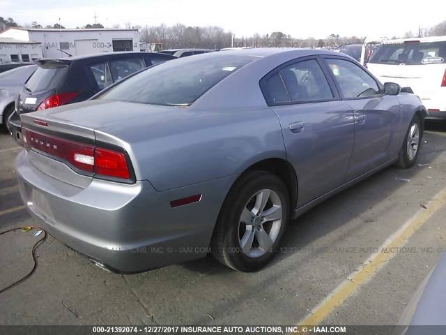 2C3CDXBG4EH314410 - 2014 DODGE CHARGER SE SILVER photo 4