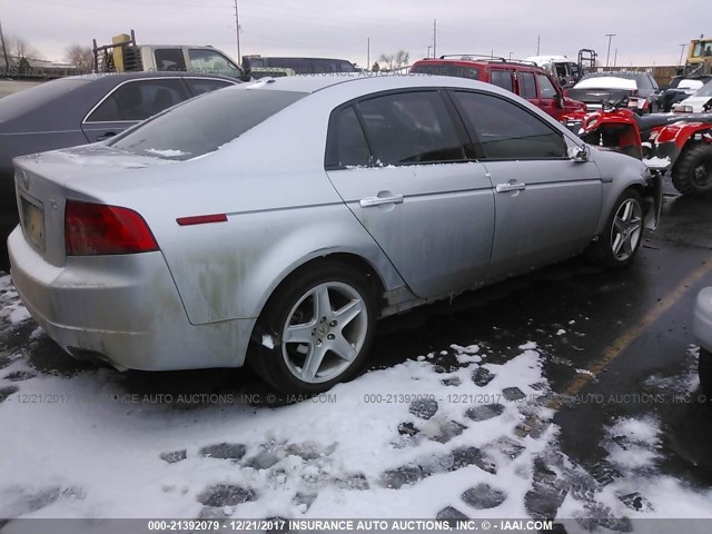 19UUA66285A032207 - 2005 ACURA TL SILVER photo 4