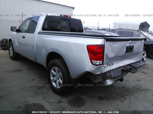 1N6AA0CH8FN502895 - 2015 NISSAN TITAN S/SV/PRO-4X SILVER photo 3