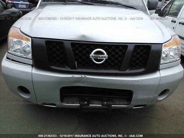 1N6AA0CH8FN502895 - 2015 NISSAN TITAN S/SV/PRO-4X SILVER photo 6