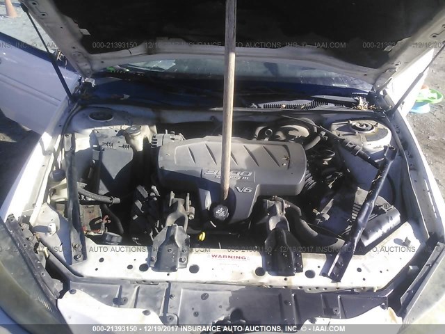 2G2WS522141336643 - 2004 PONTIAC GRAND PRIX GT2 თეთრი ფოტო 10