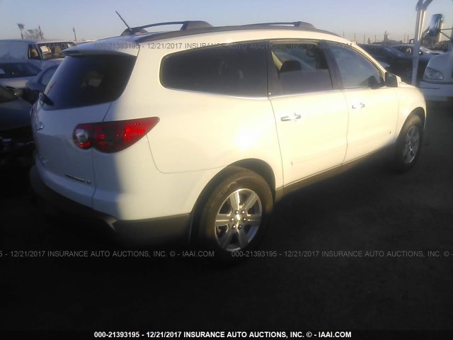 1GNLRFED9AS131782 - 2010 CHEVROLET TRAVERSE LT WHITE photo 4