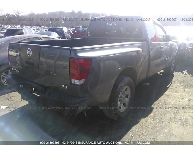 1N6BA06A35N549933 - 2005 NISSAN TITAN XE/SE/LE SILVER photo 4