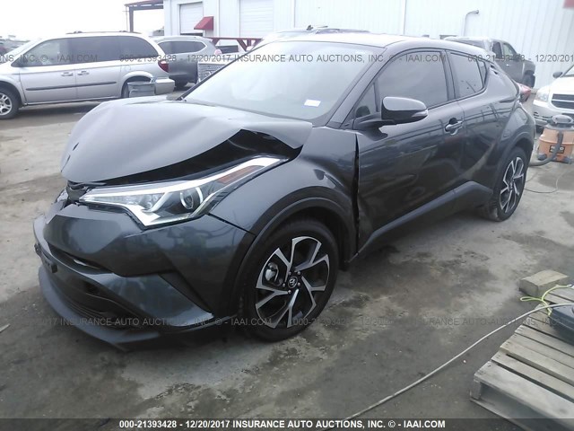 NMTKHMBX0JR021219 - 2018 TOYOTA C-HR XLE/XLE PREMIUM GRAY photo 2