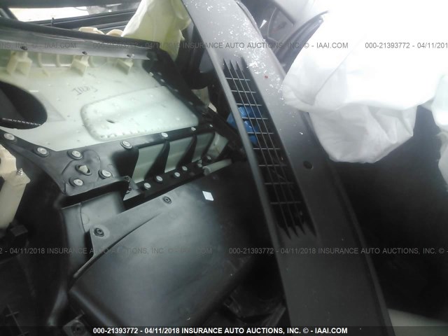 2G2WP552461227335 - 2006 PONTIAC GRAND PRIX BLUE photo 5